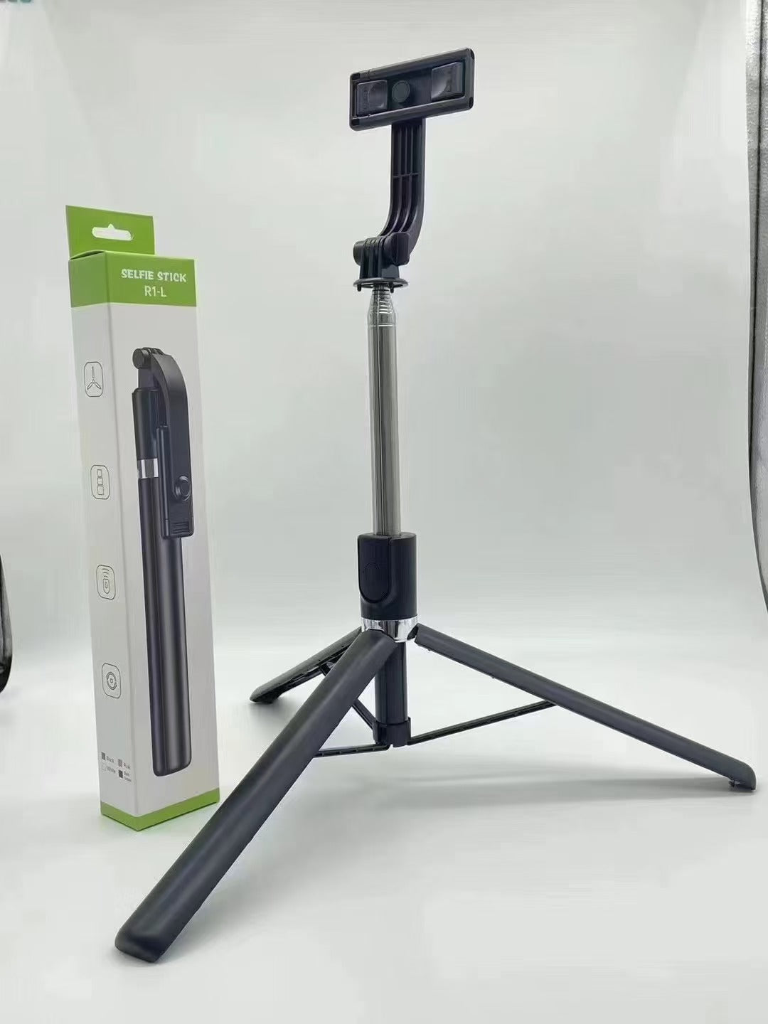 Best 4 in 1 Wireless Selfie Stick