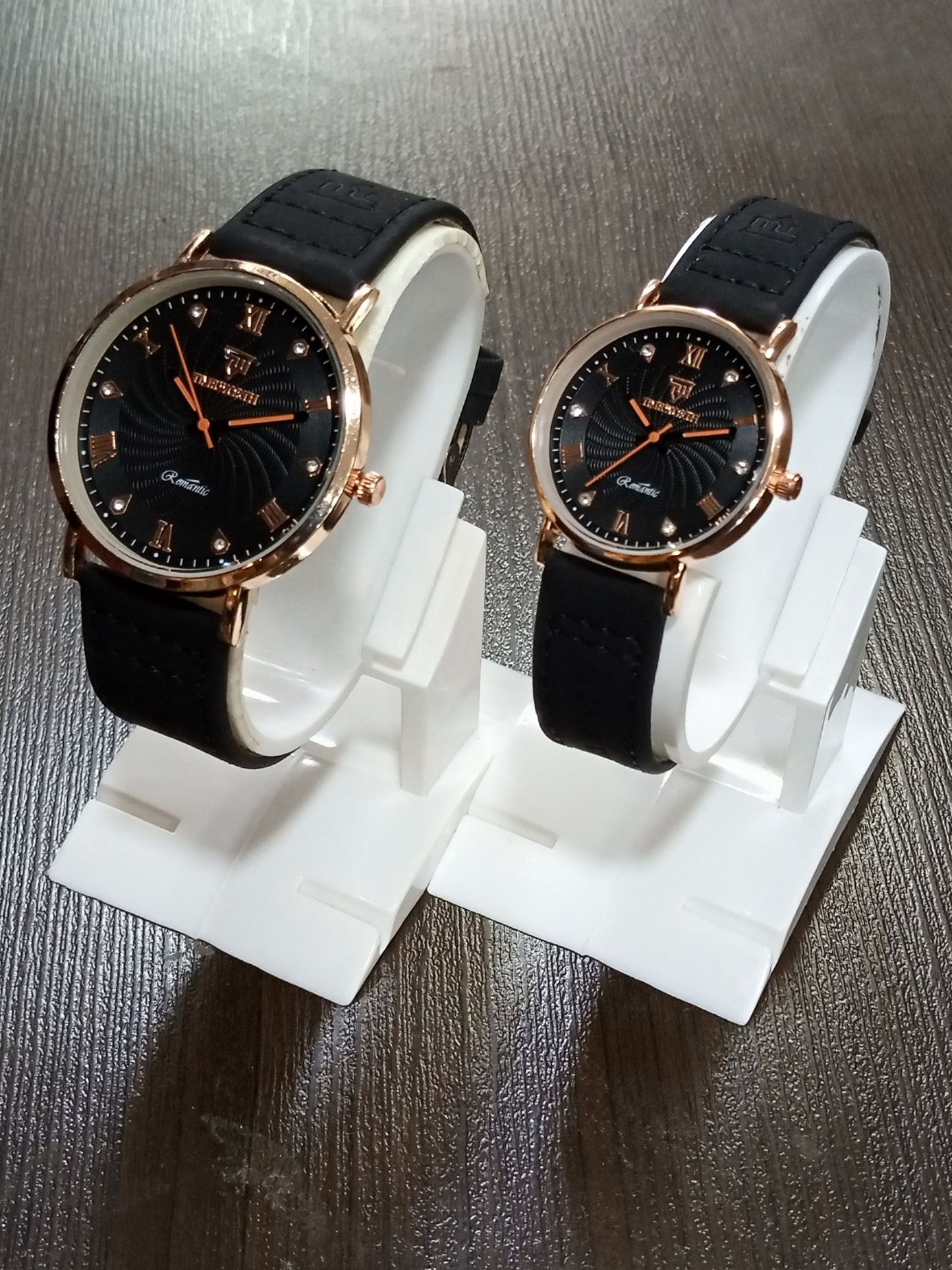 2Pcs/Set Couple Watches For Love...