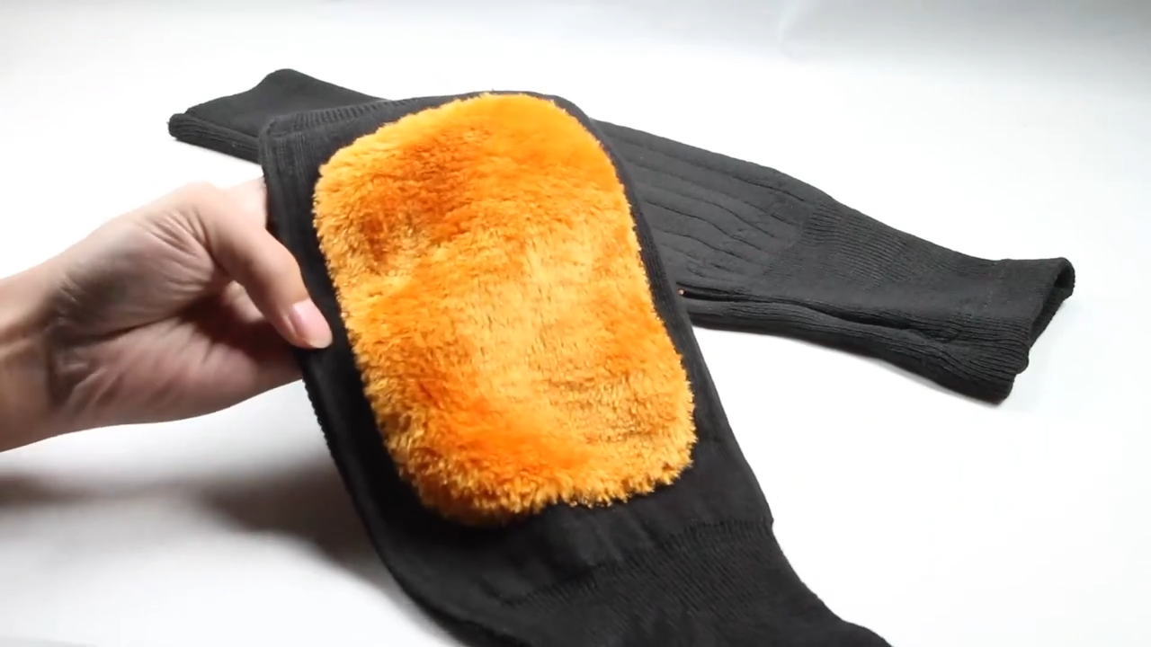 1 Pair of Cashmere Leg Warmers with Fleece Lining